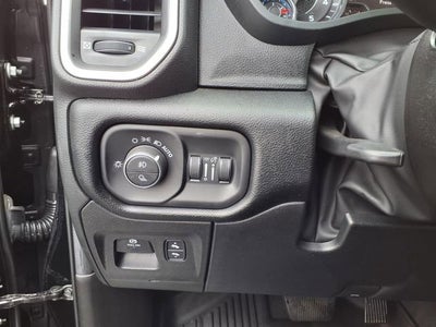 2022 RAM 1500 Laramie Crew Cab 4x4 5'7" Box