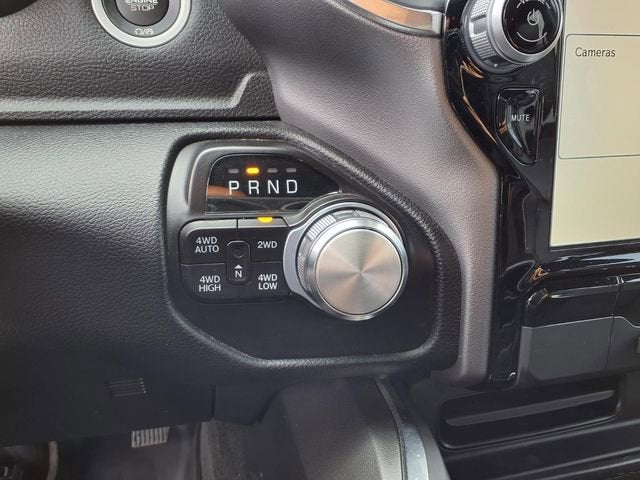 2022 RAM 1500 Laramie Crew Cab 4x4 5'7" Box