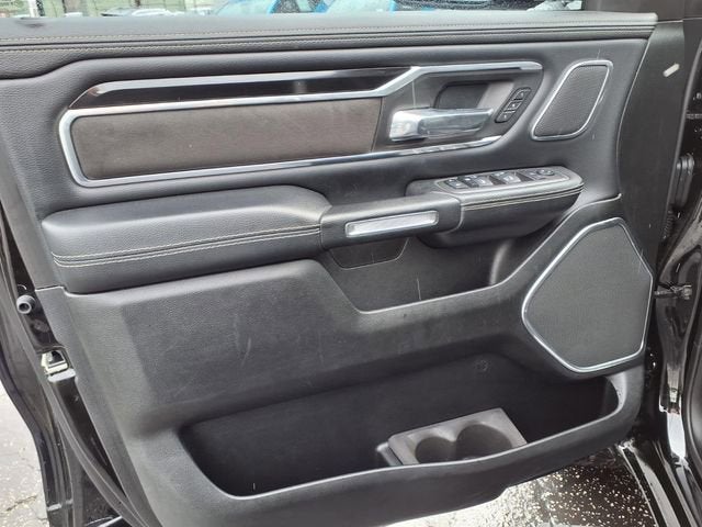 2022 RAM 1500 Laramie Crew Cab 4x4 5'7" Box