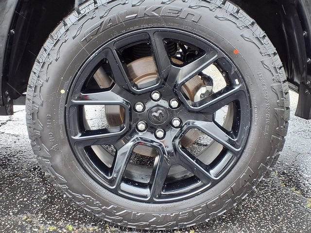 2022 RAM 1500 Laramie Crew Cab 4x4 5'7" Box