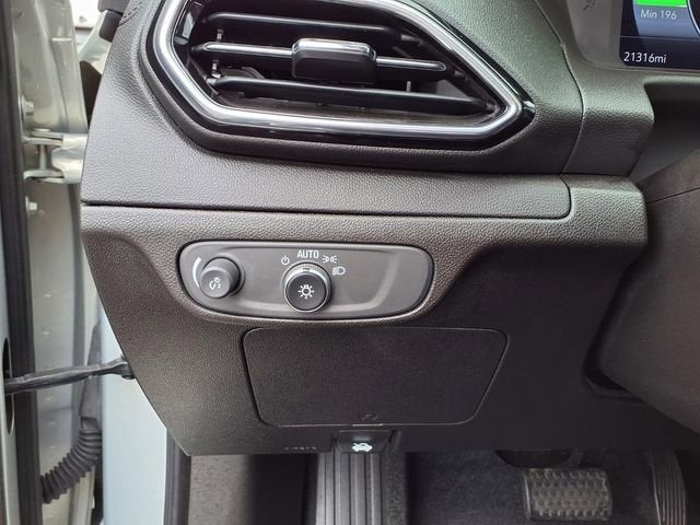 2023 Chevrolet Bolt EUV LT