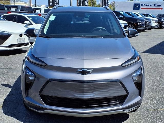 Used 2023 Chevrolet Bolt EUV LT with VIN 1G1FY6S08P4207802 for sale in Burbank, CA