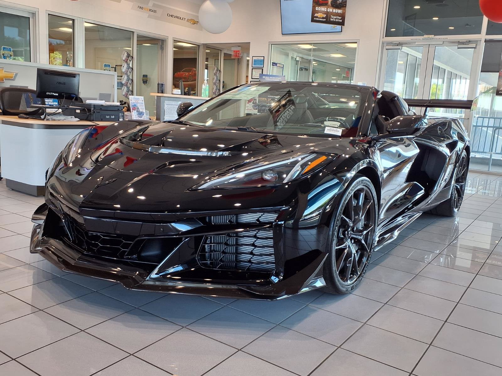 2027 Chevrolet Corvette ZR1X 3LZ