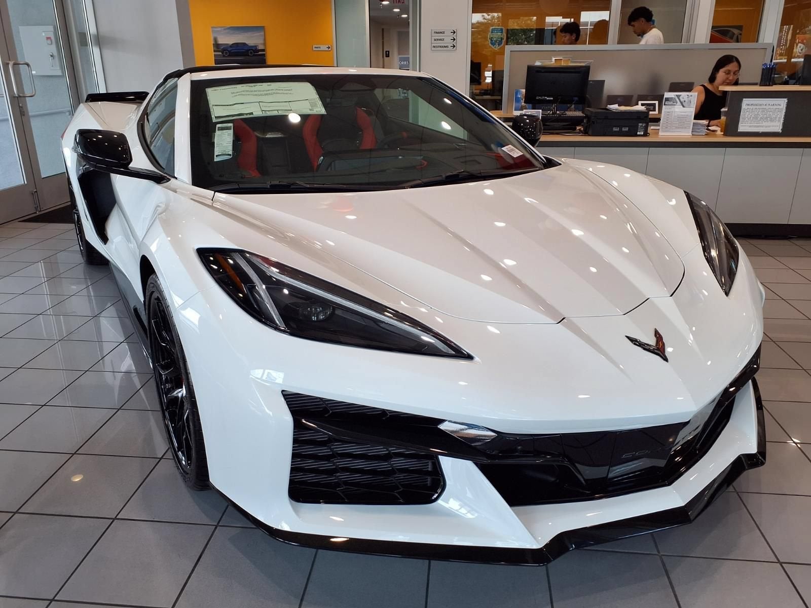 2027 Chevrolet Corvette Grand Sport 2LT