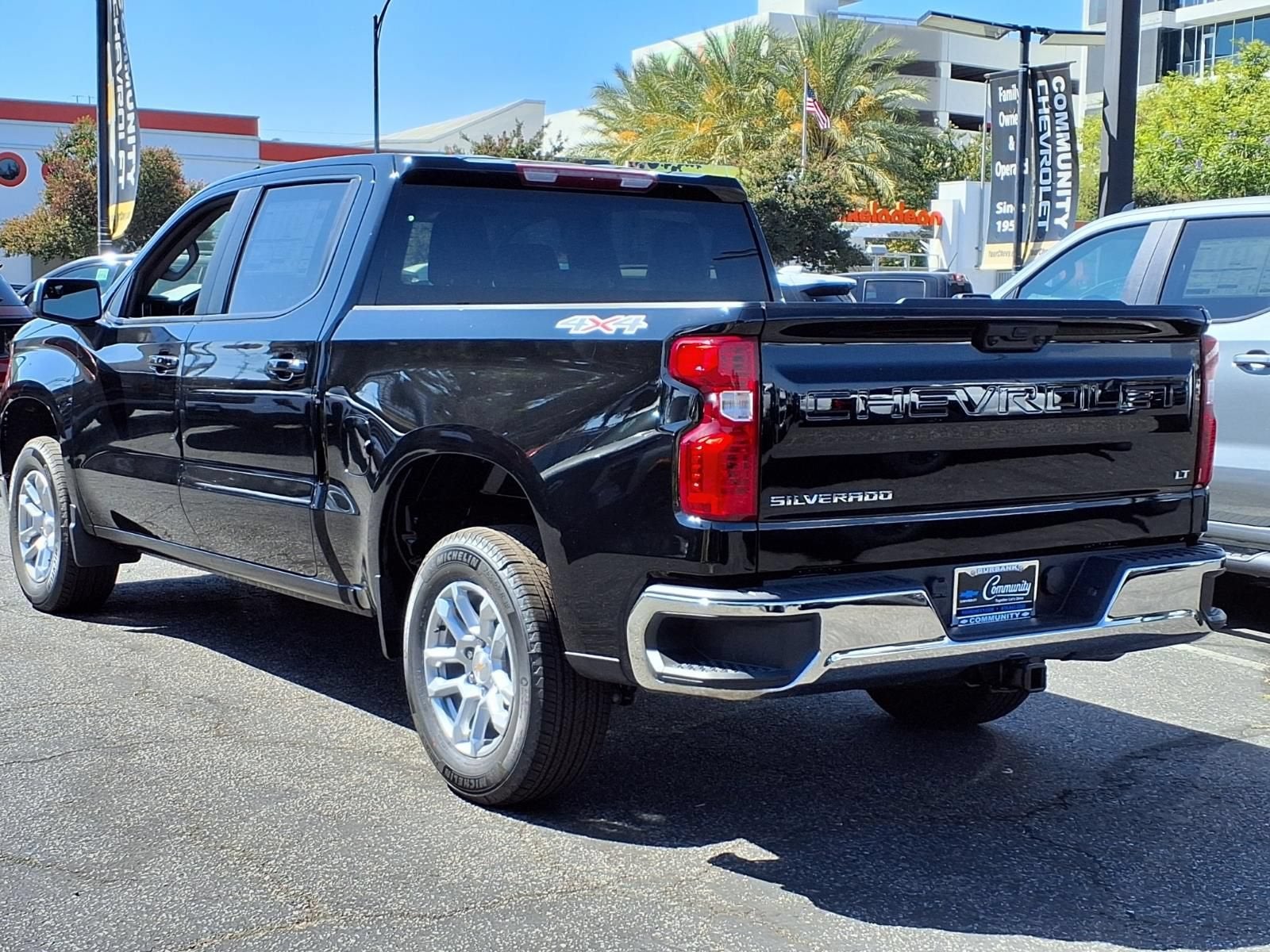 2026 Chevrolet Silverado 1500 LT (2FL)
