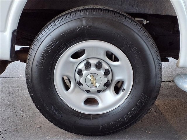 2024 Chevrolet Express Cargo 2500 WT