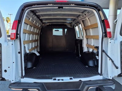 2024 Chevrolet Express Cargo 2500 WT