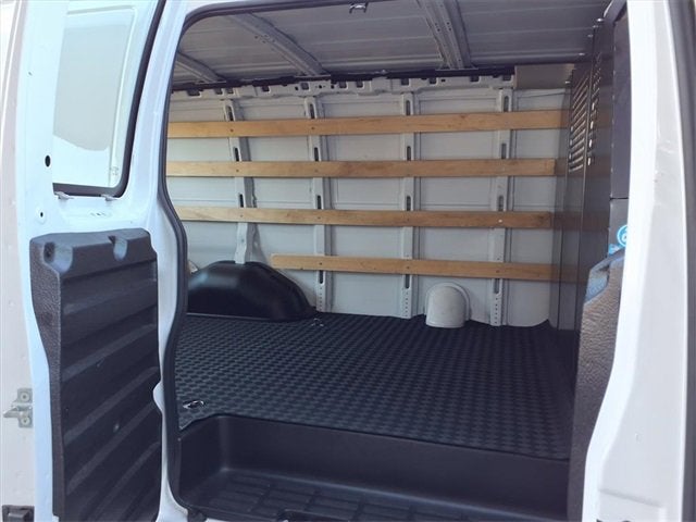 2024 Chevrolet Express Cargo 2500 WT