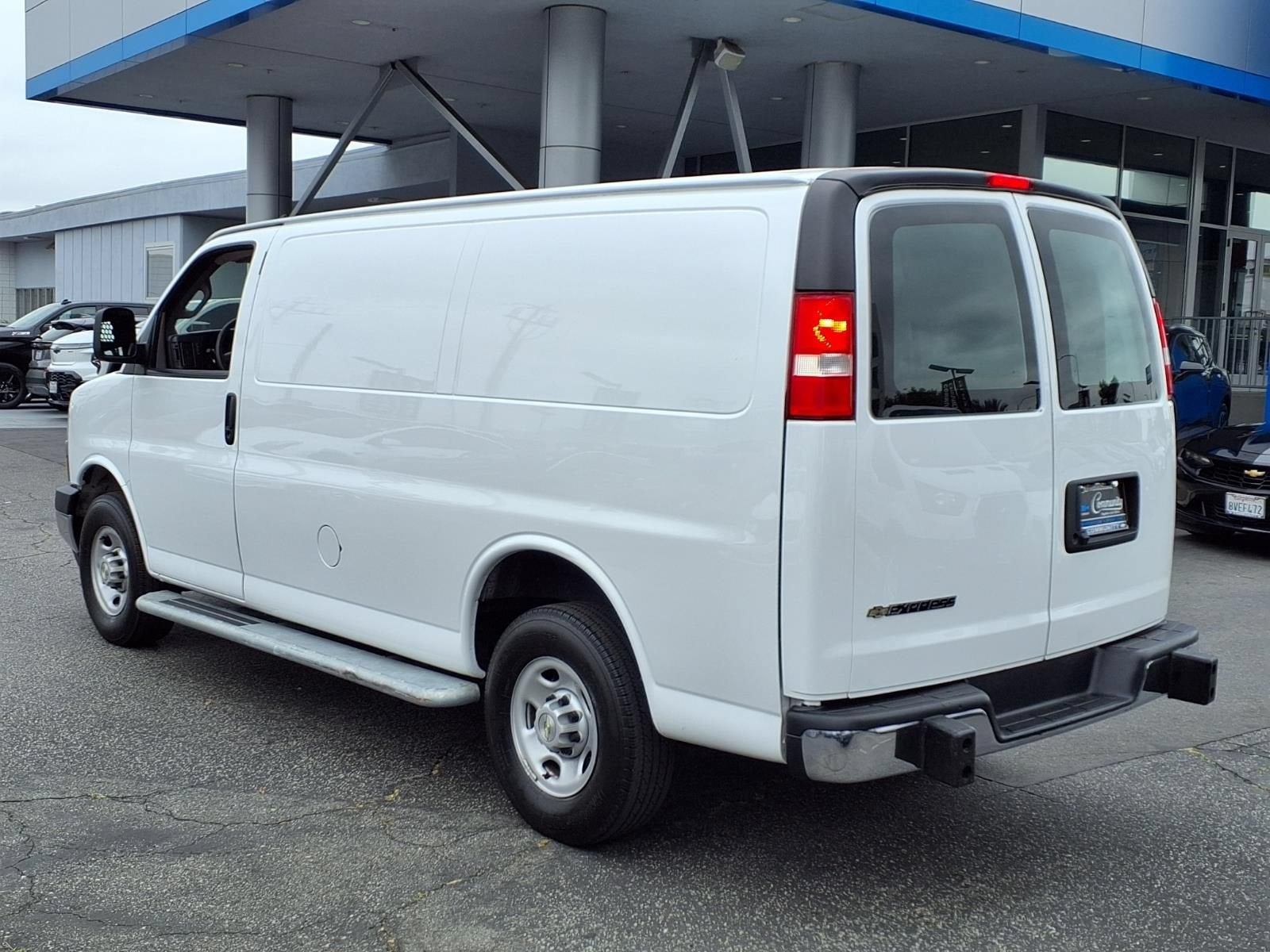 2024 Chevrolet Express Cargo 2500 WT