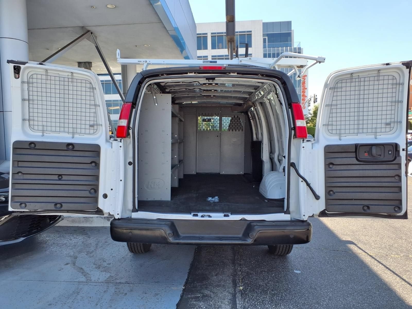 2023 Chevrolet Express Cargo 2500 WT