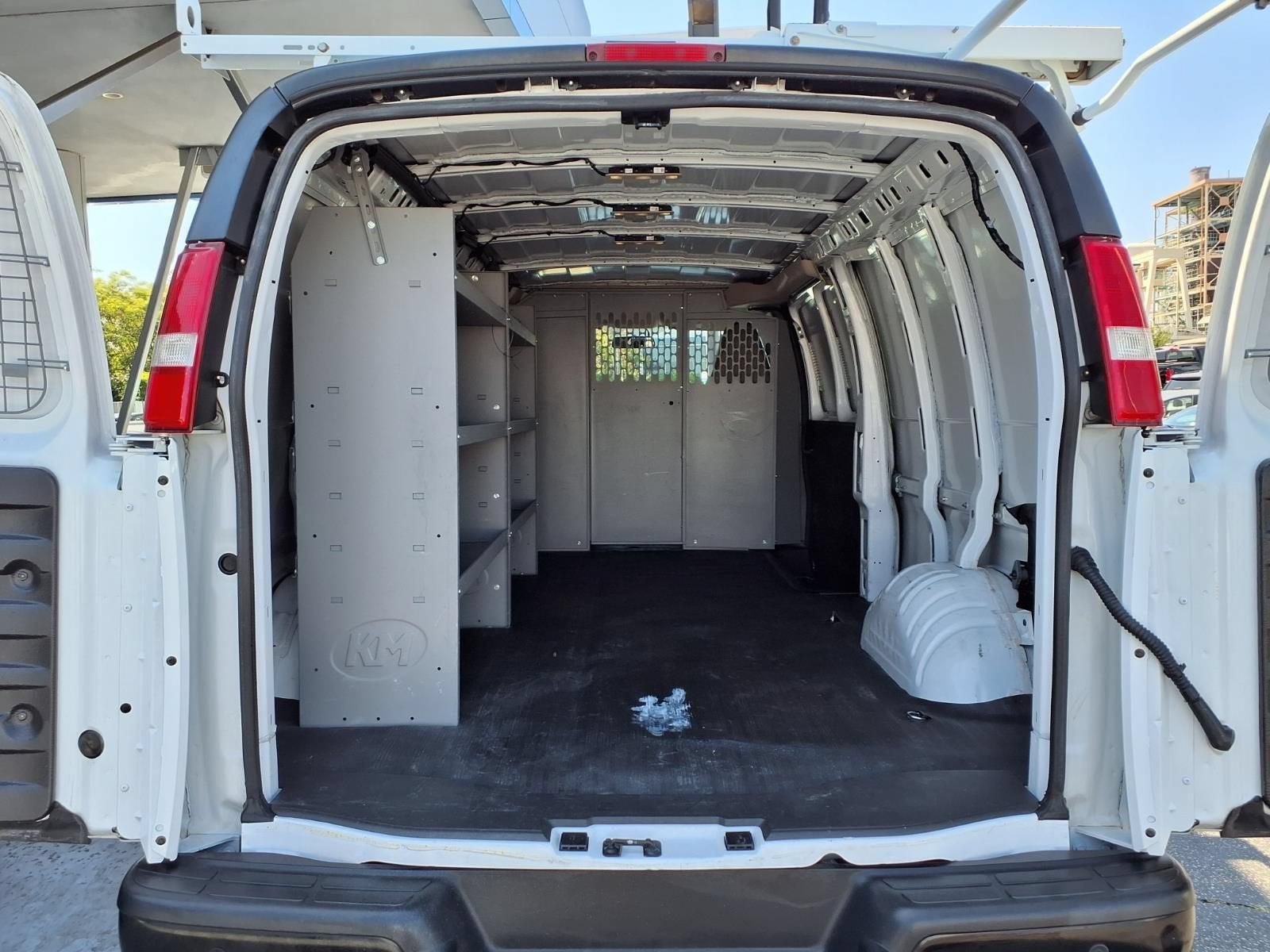2023 Chevrolet Express Cargo 2500 WT