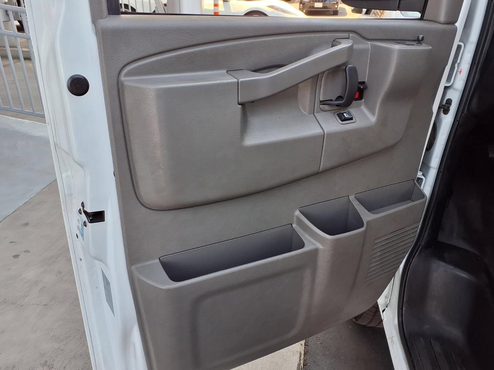 2023 Chevrolet Express Cargo 2500 WT