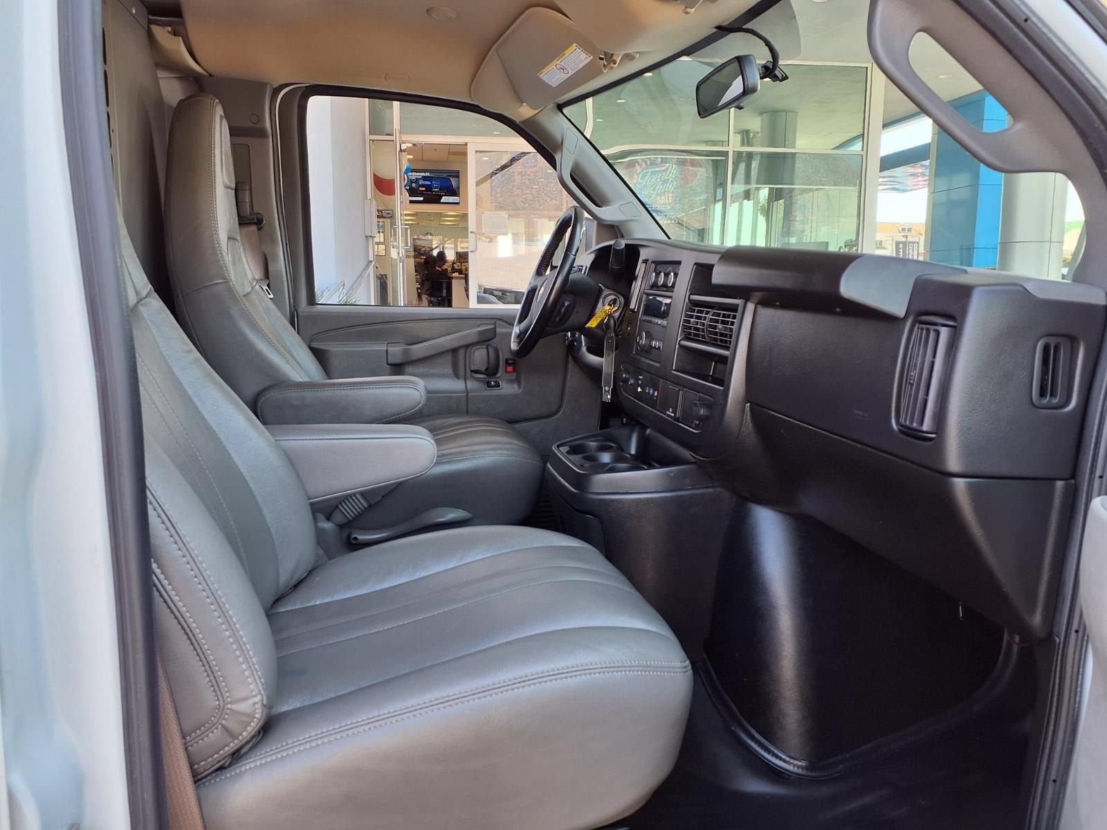 2023 Chevrolet Express Cargo 2500 WT