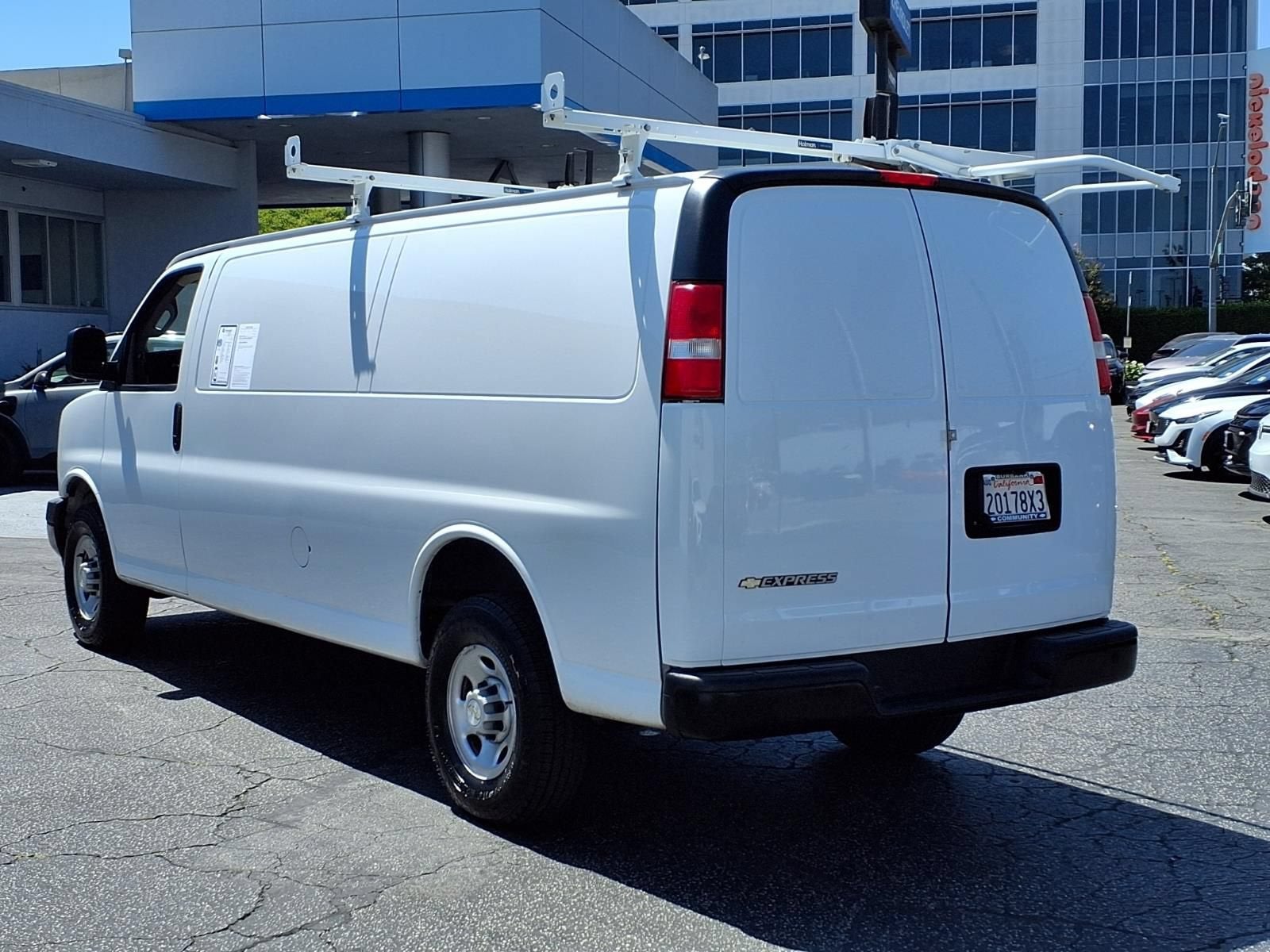 2023 Chevrolet Express Cargo 2500 WT