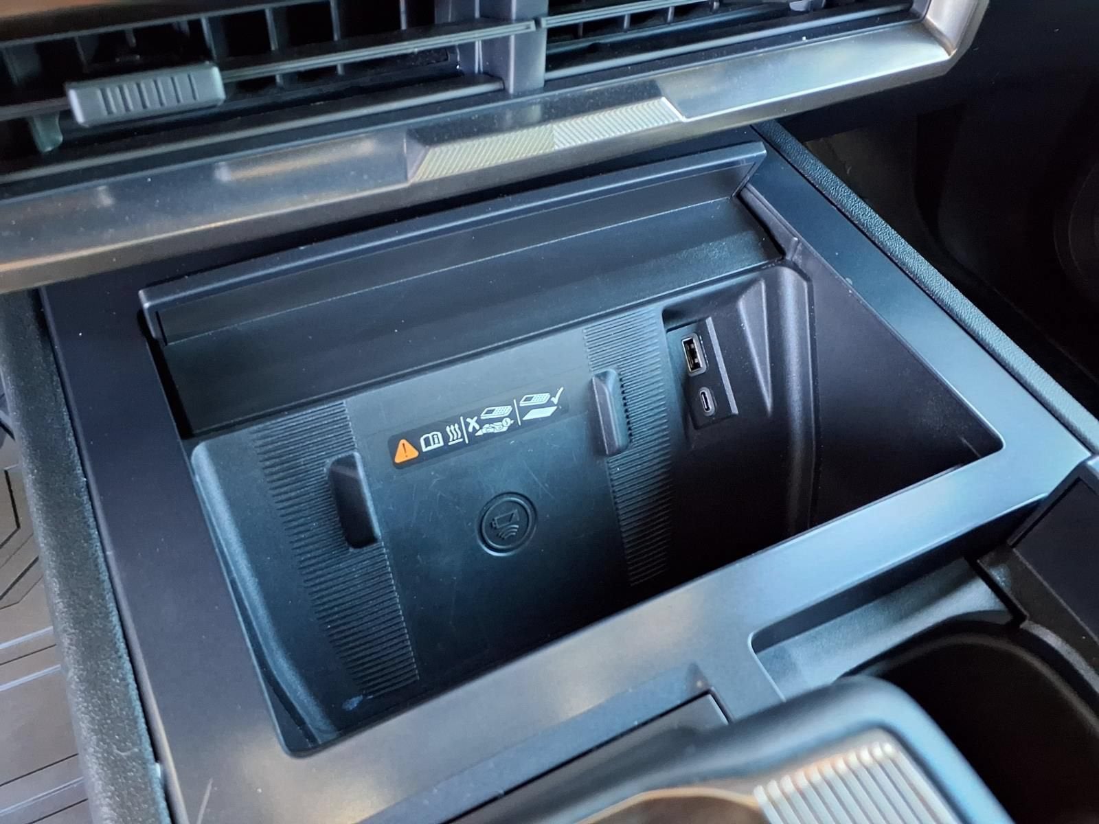 2024 GMC HUMMER EV SUV 2X
