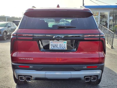 2026 Chevrolet Traverse LT