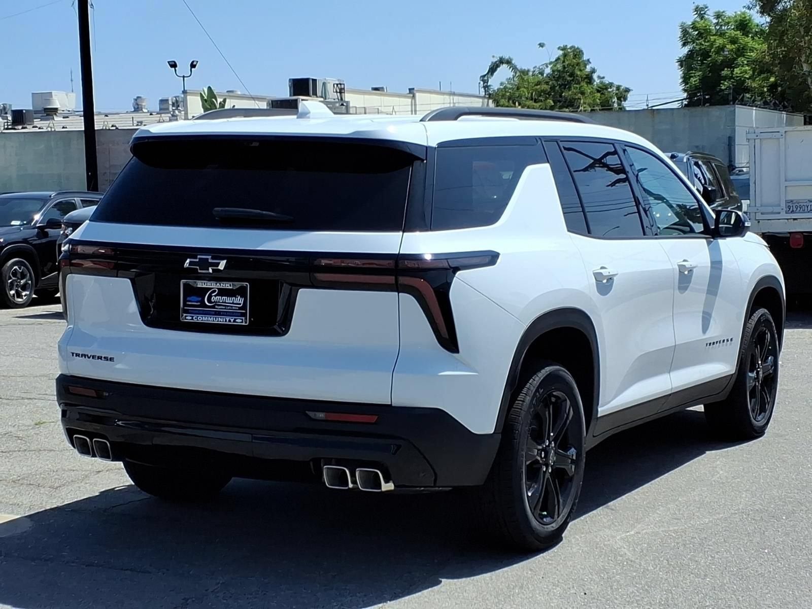 2027 Chevrolet Traverse LT
