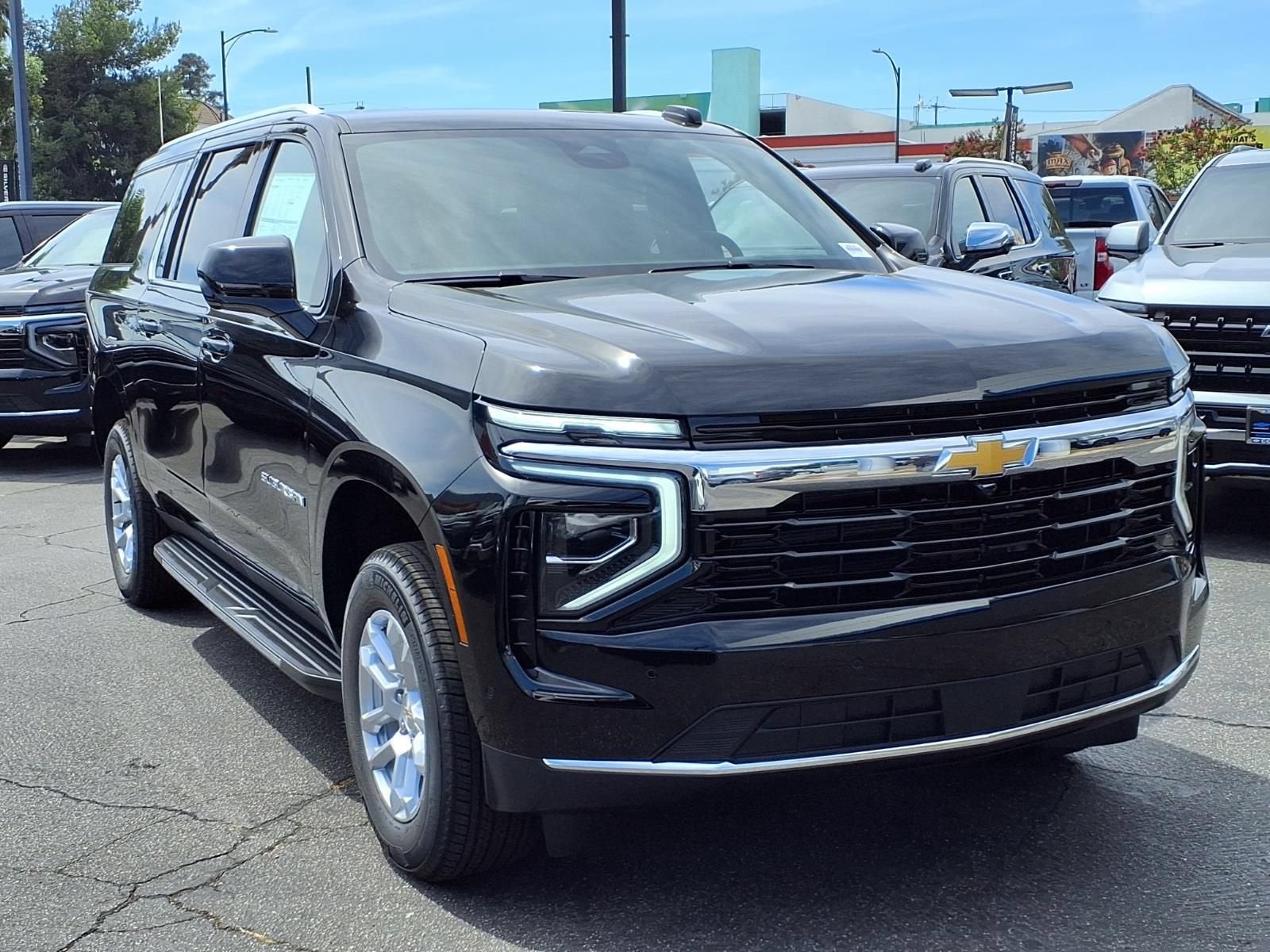 2026 Chevrolet Suburban LS