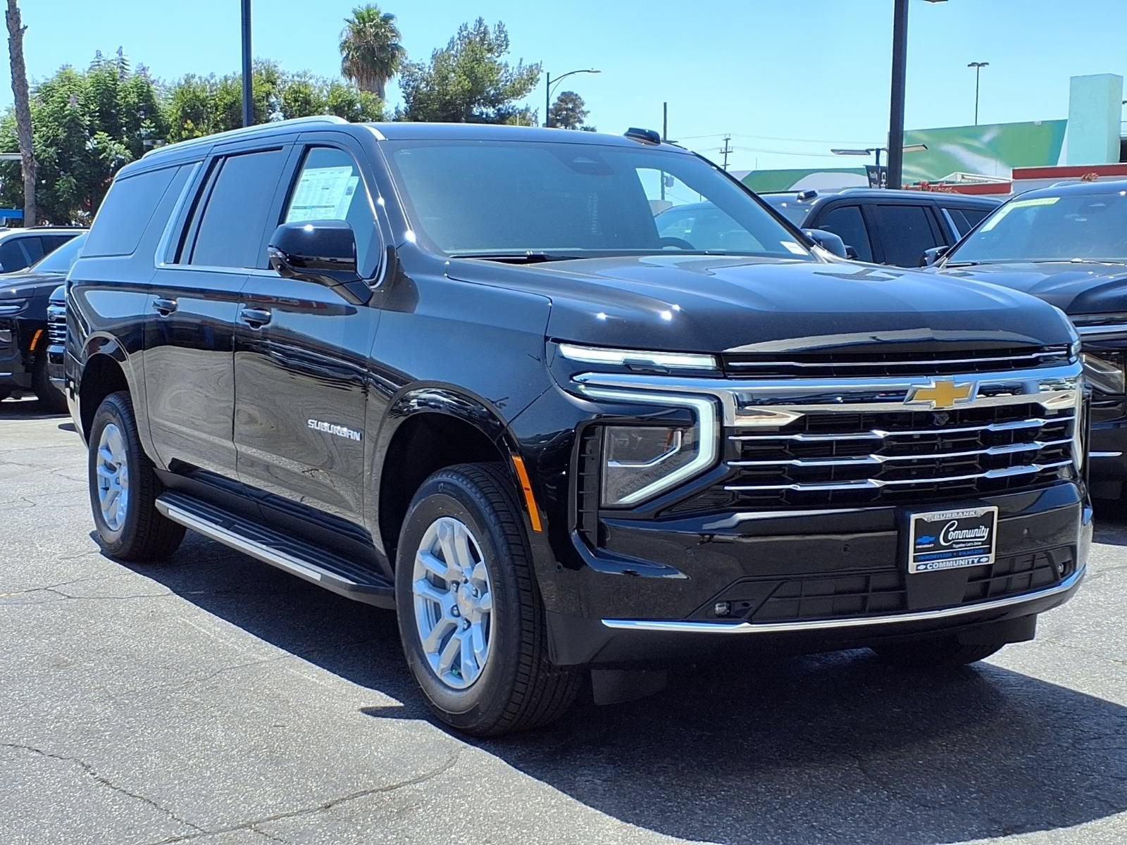 2026 Chevrolet Suburban LT