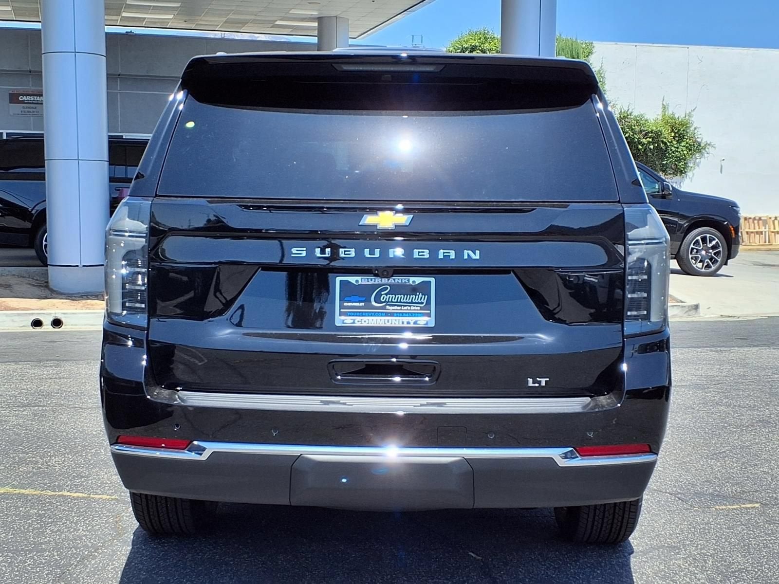 2026 Chevrolet Suburban LT