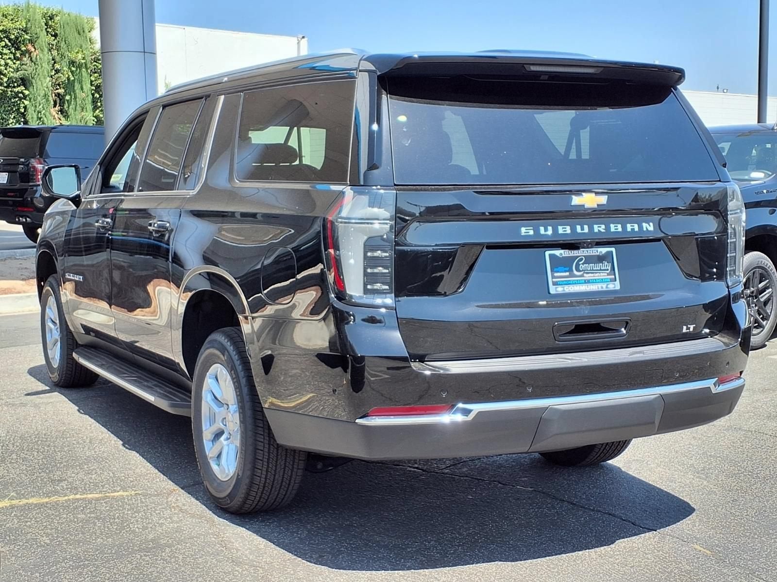 2026 Chevrolet Suburban LT