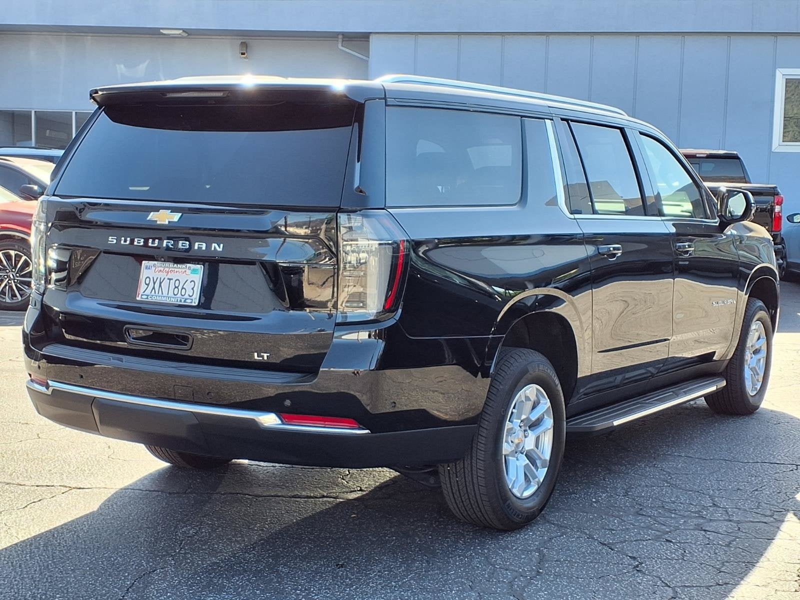 2026 Chevrolet Suburban LT