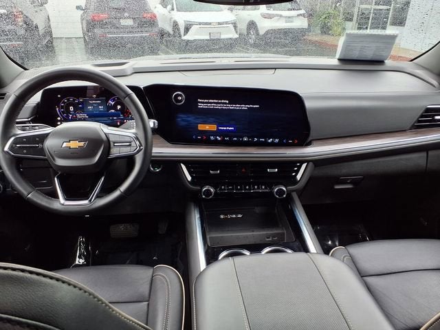 2025 Chevrolet Suburban Premier