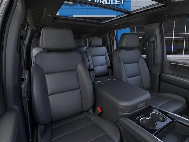 2026 Chevrolet Suburban Z71 - Photo 16