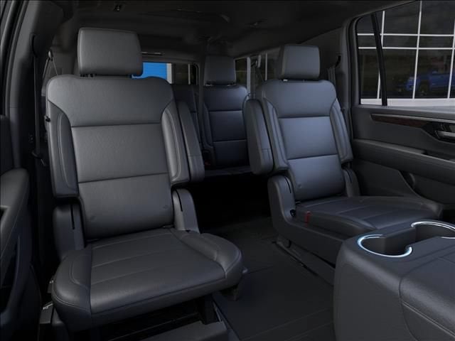 2026 Chevrolet Suburban Z71 - Photo 17
