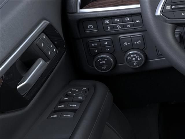 2026 Chevrolet Suburban Z71 - Photo 22