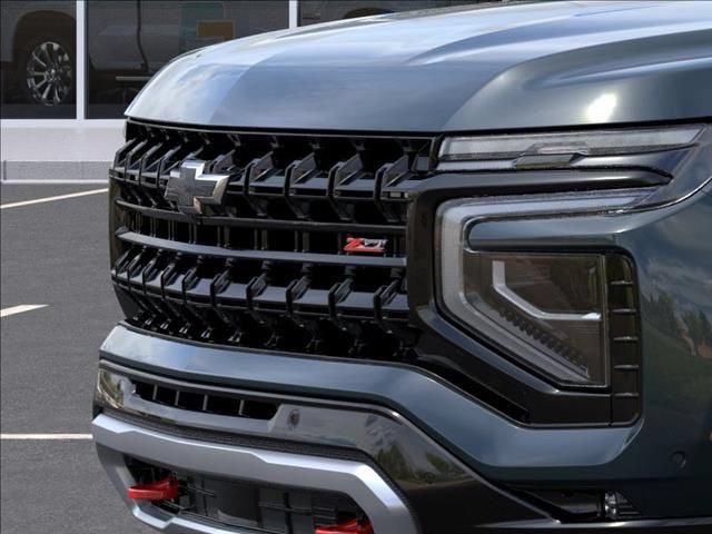 2026 Chevrolet Suburban Z71 - Photo 13