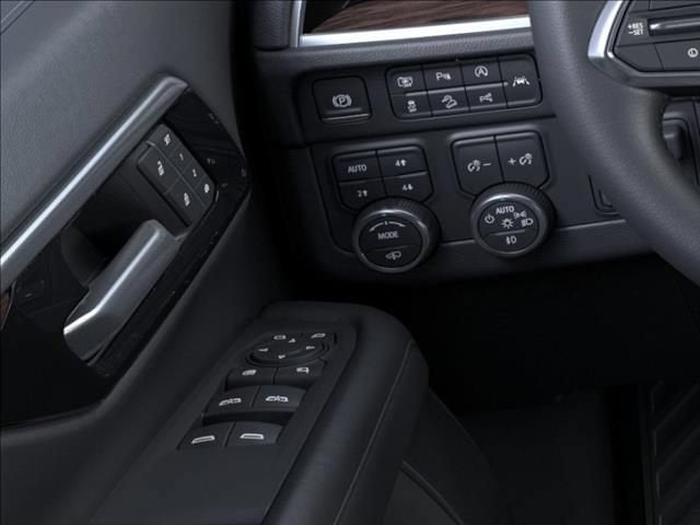 2026 Chevrolet Suburban Z71 - Photo 22