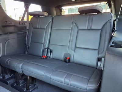 2025 Chevrolet Suburban RST