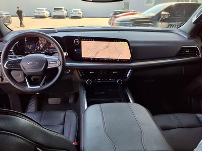 2025 Chevrolet Suburban RST