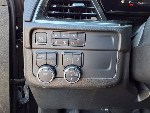 2025 Chevrolet Suburban RST