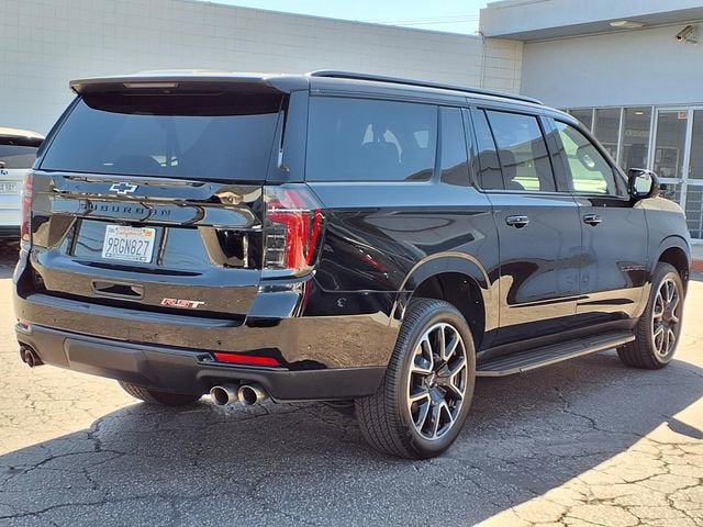 2025 Chevrolet Suburban RST
