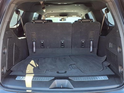 2025 Chevrolet Suburban RST