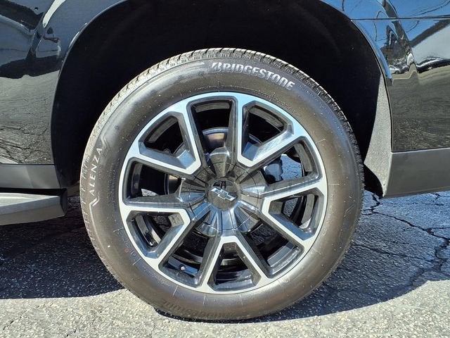 2025 Chevrolet Suburban RST