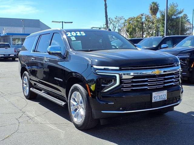 2025 Chevrolet Suburban Premier