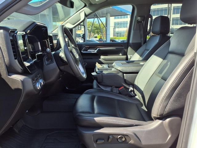 2025 GMC Sierra 3500 HD SLT