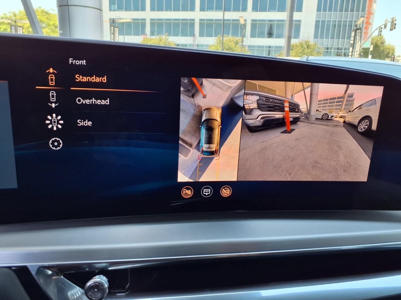 2024 Cadillac LYRIQ Sport 1