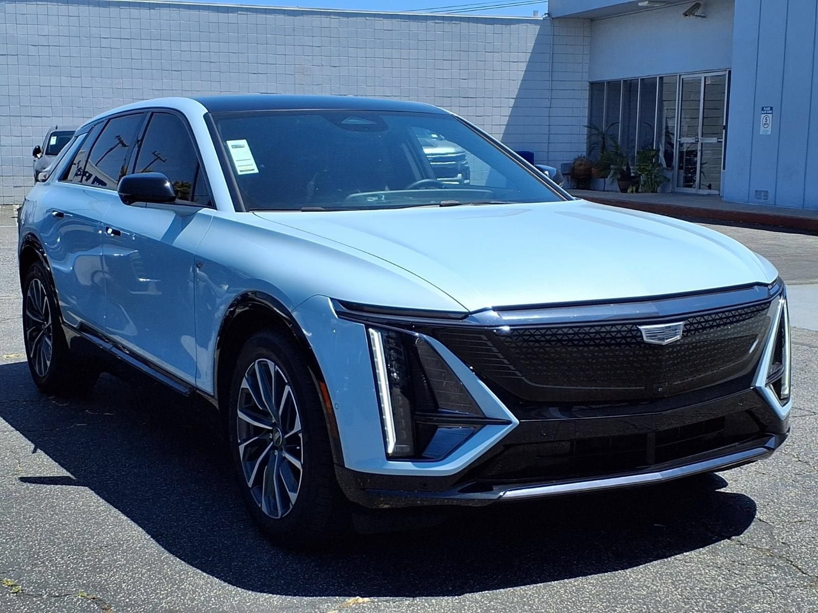2024 Cadillac LYRIQ Sport 1