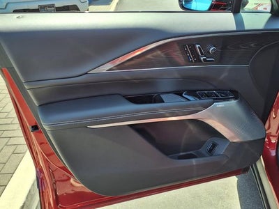 2024 Cadillac LYRIQ Sport 2