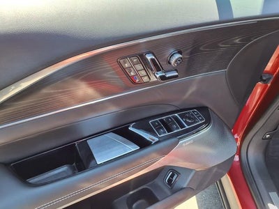 2024 Cadillac LYRIQ Sport 2