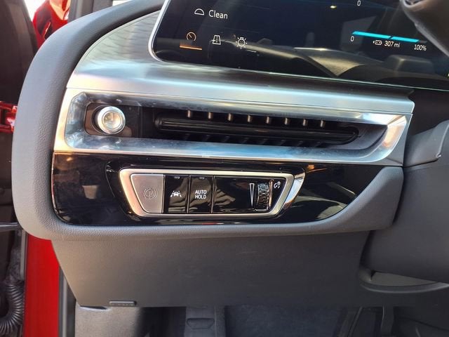 2024 Cadillac LYRIQ Sport 2
