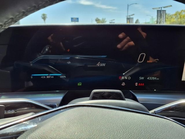 2024 Cadillac LYRIQ Sport 2
