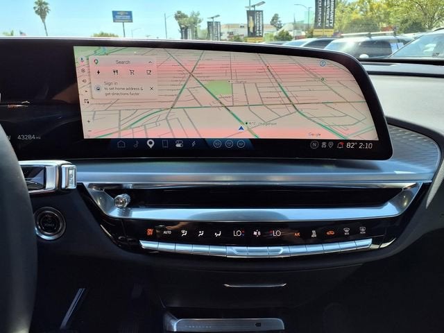 2024 Cadillac LYRIQ Sport 2