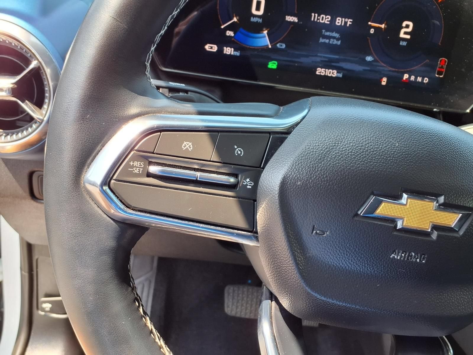 2025 Chevrolet Equinox EV LT