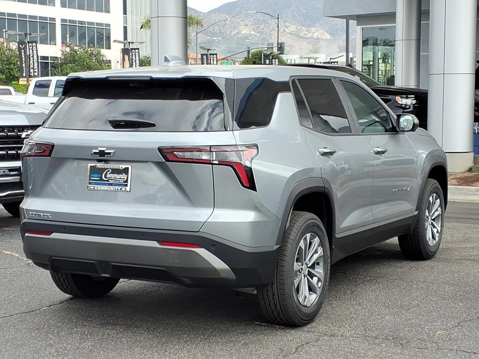 2027 Chevrolet Equinox LT