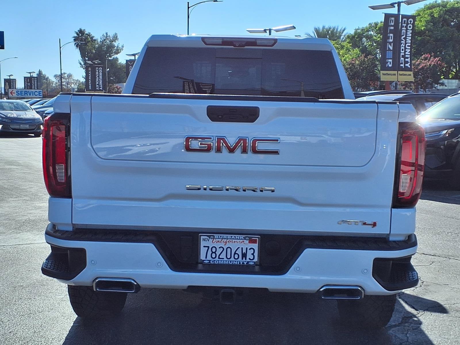 2023 GMC Sierra 1500 AT4